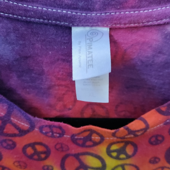 Pima Apparel - Womens short sleeve tiedye top with purple peace signs. Size- XL - Picture 3 of 4